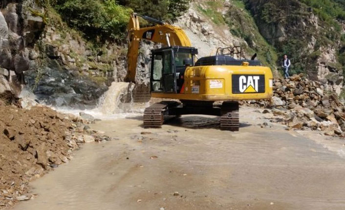 Giresun'da yolları yenileniyor