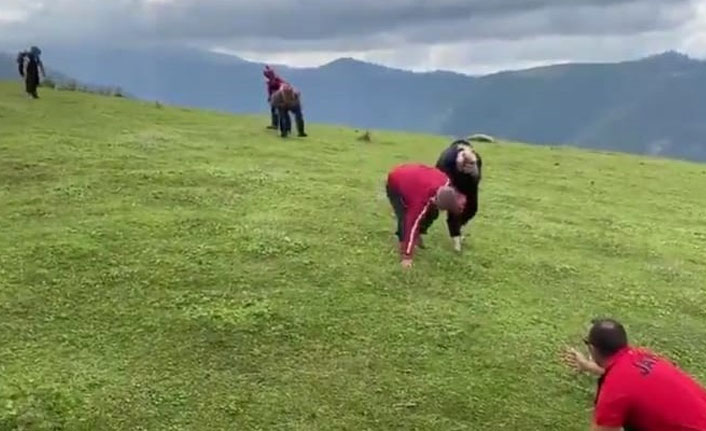 Giresun'daki selde JAK Timleri herkesin yardımına koşuyor