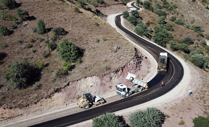 Krom Antik Kentine ulaşımı sağlayan yol asfaltlandı