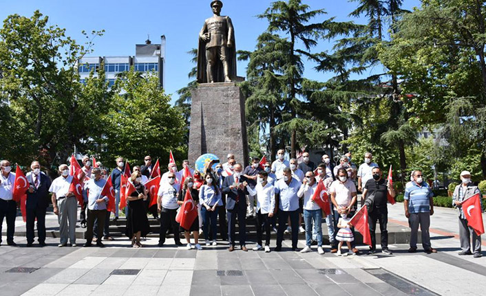 İYİ Parti Trabzon’da 30 Ağustos kutlaması