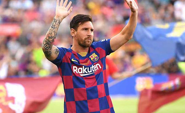 Lionel Messi Barcelona'da kalıyor