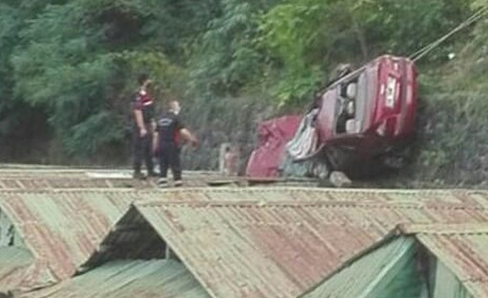 Giresun'da feci kaza: Aynı aileden 1 ölü, 3 yaralı