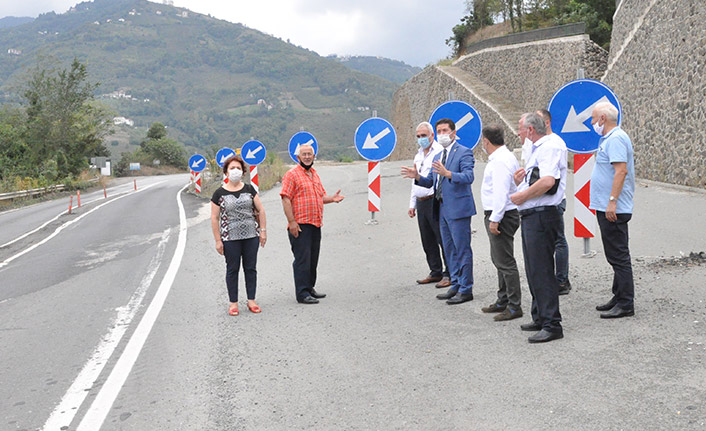 CHP’li Kaya Akçaabat-Düzköy yolunu sordu, dere yatağı uyarısı yaptı