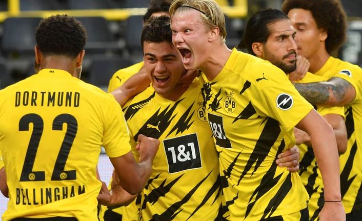 Dortmund galibiyetle başladı