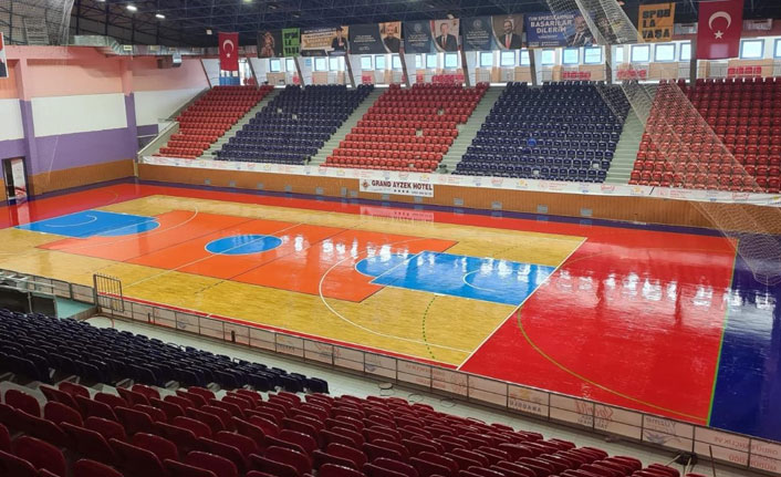 Ordu’nun en büyük spor salonu yenilendi