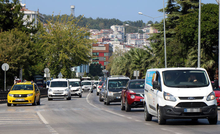 Samsun’da trafiğe kaydı yapılan her 2 araçtan 1’i beyaz renk