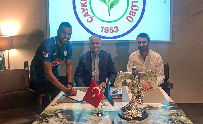 Rizespor imzayı attırdı