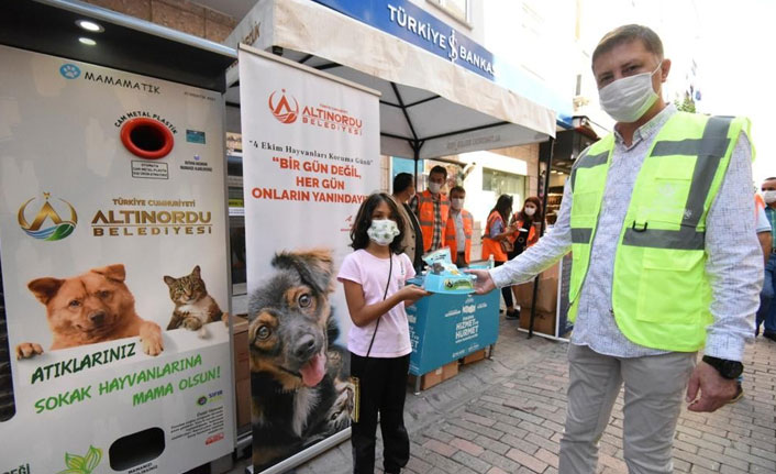 Altınordu’da can dostlar unutulmadı