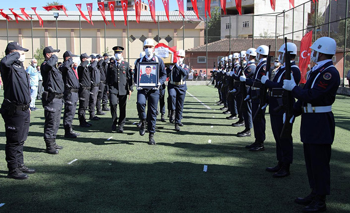 Ordu şehidini uğurladı