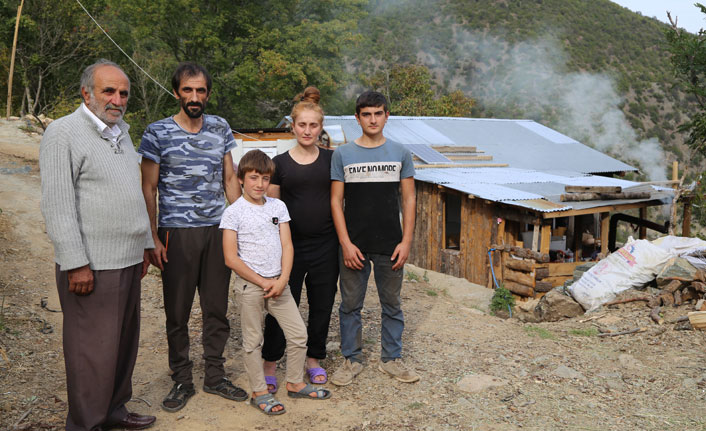 Kanser hastası baba ve çocukları yardım bekliyor