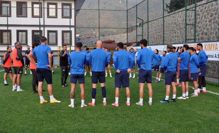 Hekimoğlu Trabzon Şanlıurfaspor’a hazırlanıyor