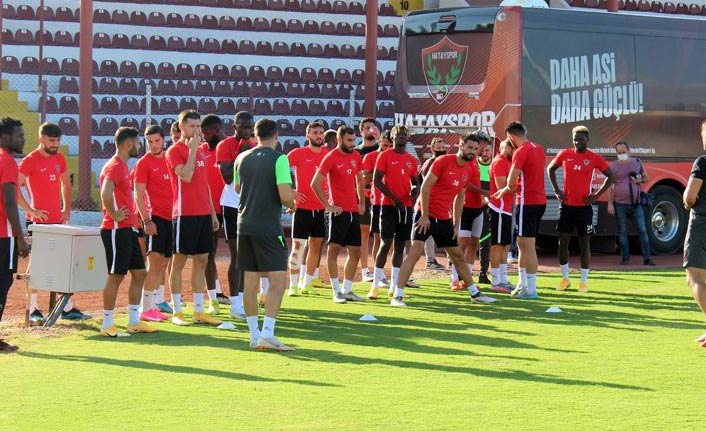 Hatayspor'da koronavirüs şoku yaşanıyor!