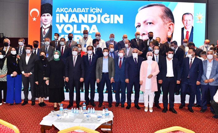 AK Parti Akçaabat'ta kongre heyecanı