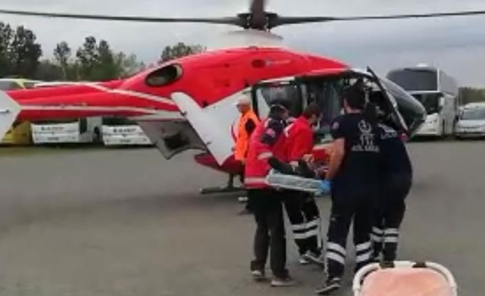 Ambulans helikopter 82 yaşındaki hasta için havalandı