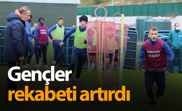 Trabzonspor'un gençleri rekabeti artırdı