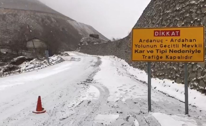 Doğu Karadeniz'deki geçit ulaşıma kapatıldı