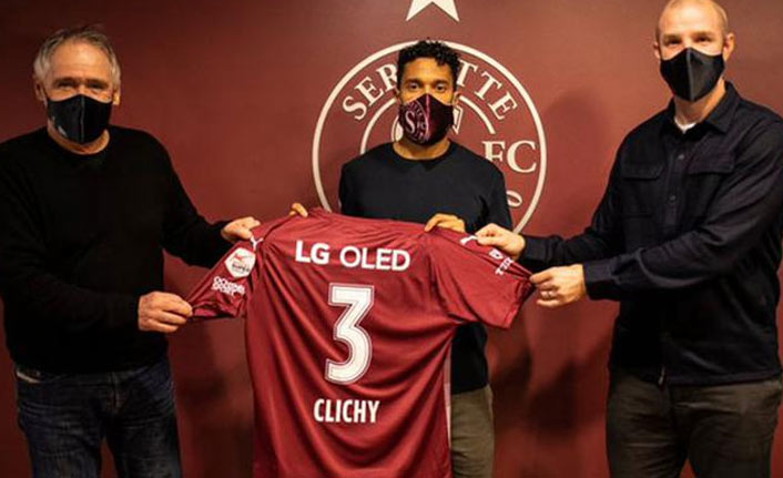 Adı Trabzonspor ile anılan Clichy imzayı attı