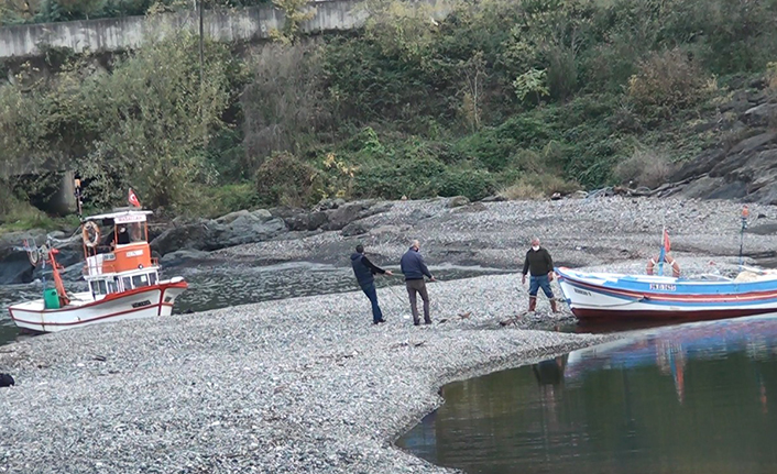 Giresun'da balıkçılar limanda mahsur kaldı