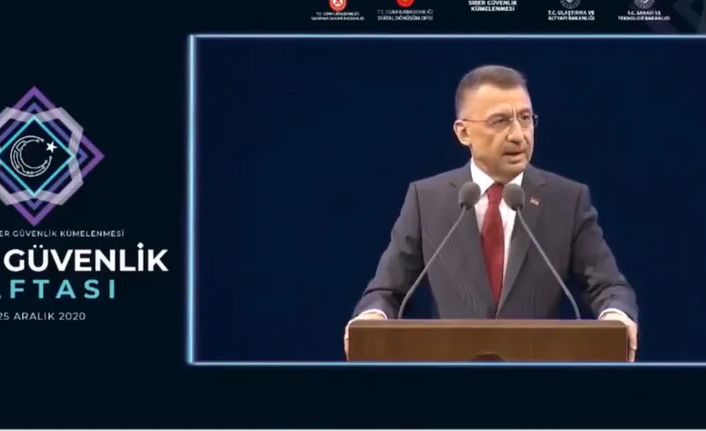 Fuat Oktay konuşma yaparken fenalaştı