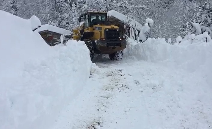 Rize'de 40 köy yolu ulaşıma açıldı