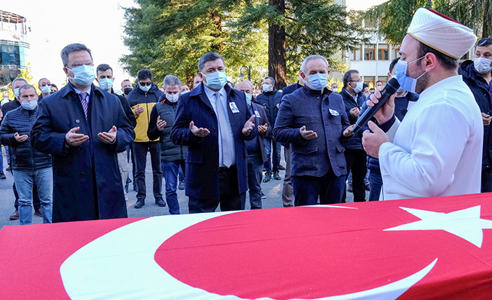 Yangın alanında kalp krizi geçiren müdür toprağa verildi