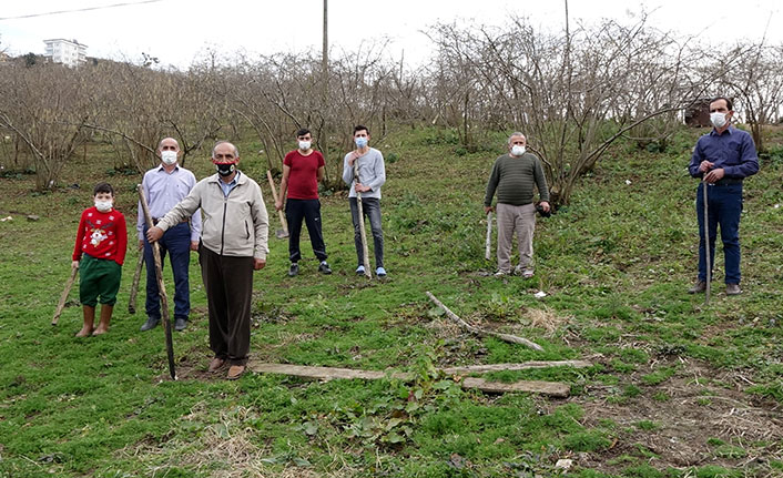 Giresun mahalleye inen kurtlar için sopalı, baltalı nöbet