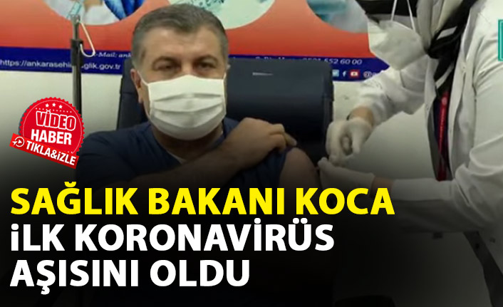 Sağlık Bakanı Koca canlı yayında koronavirüs aşısı oldu