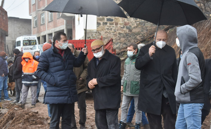 Salih Cora Araklı'da yangın bölgesinde