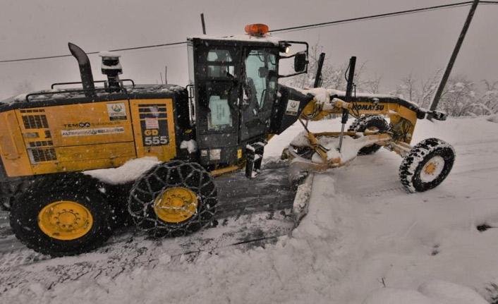 Ordu'da ulaşıma kapanan 18 mahalle yolu açıldı