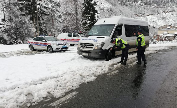 Giresun’da kış lastiği denetimleri sıklaştı