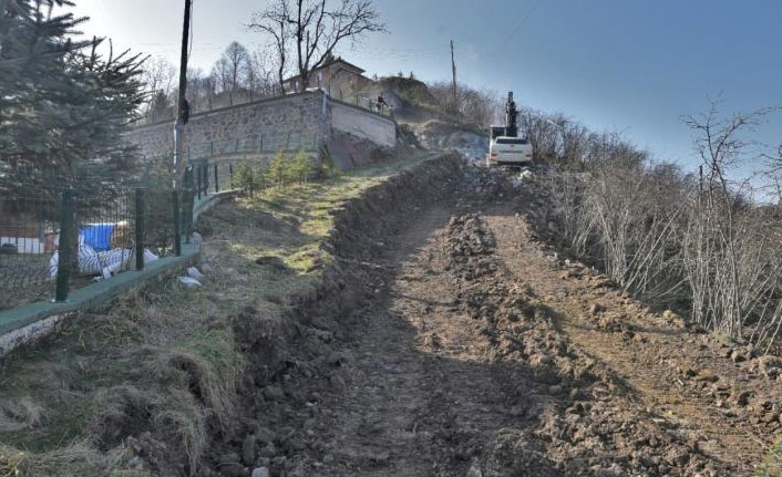 25 yıldır çözüm bekleyen yolda sorun ortadan kalkıyor