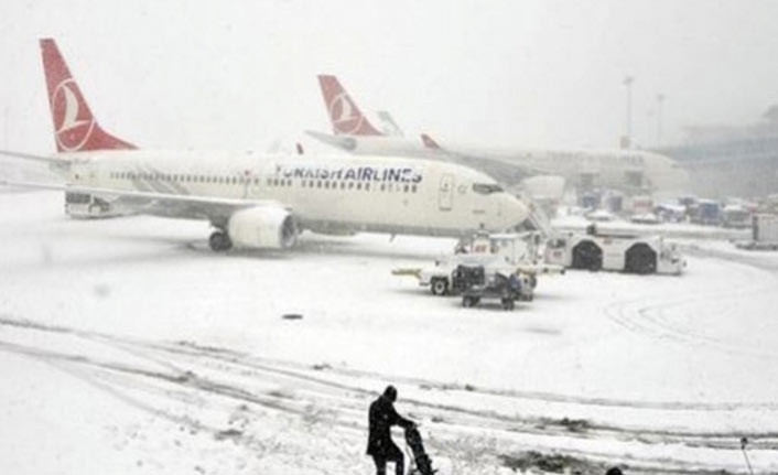 Trabzon'da kar uçuşları da vurdu