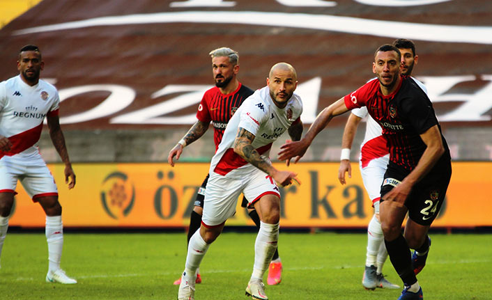 Gaziantep FK ile Antalyaspor berabere