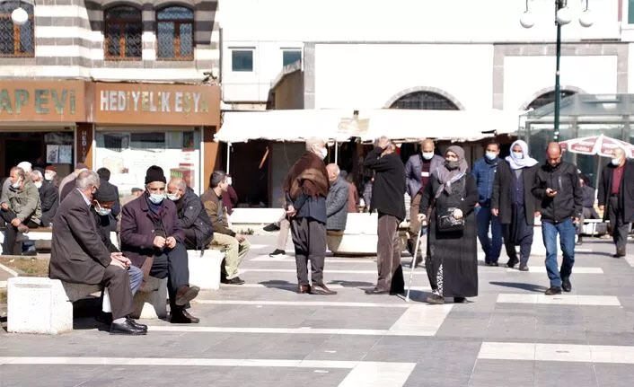 Maske ne zamana kadar hayatımızda olacak?