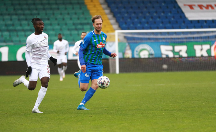 Çaykur Rizespor tek attı 3 aldı