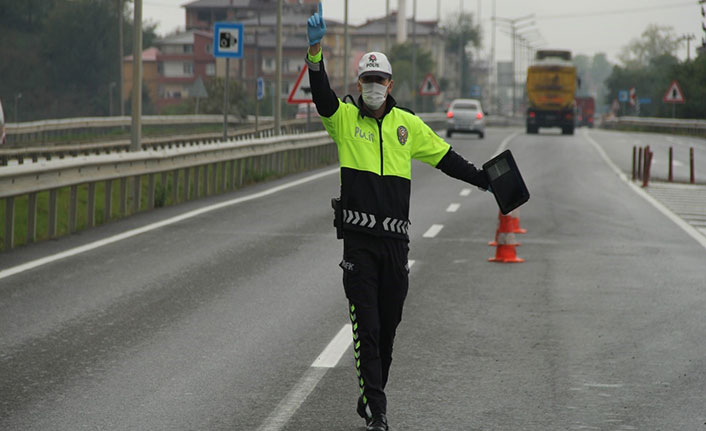 Ordu'da trafik kontrollerinde sürücülere ceza yağdı