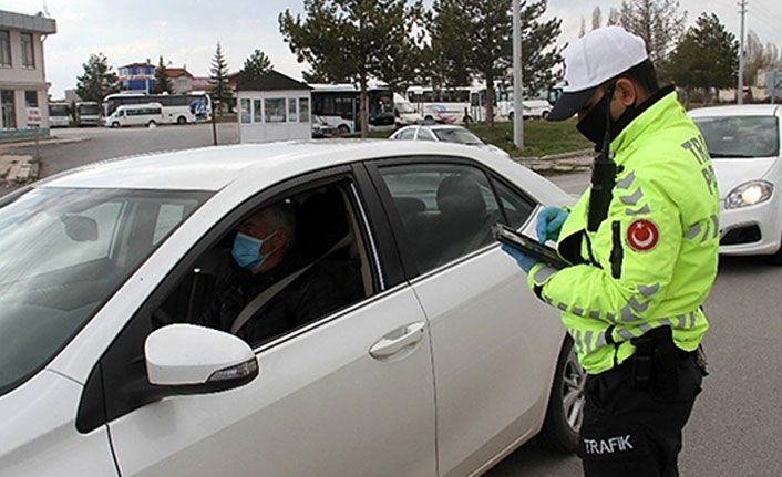 Çeşitli suçlardan aranan 30 kişi denetimlerde yakalandı