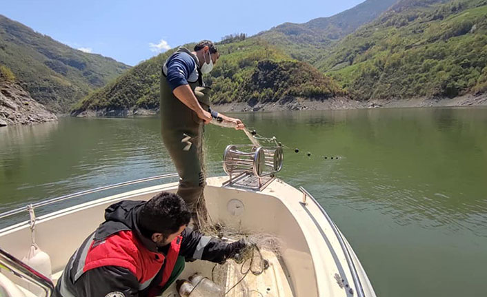 Samsun'da kaçak balık avı denetimi