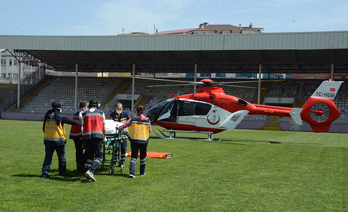 İş kazasında yaralanan işçi için ambulans helikopter havalandı