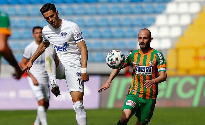 Kasımpaşa Alanyaspor'u rahat geçti