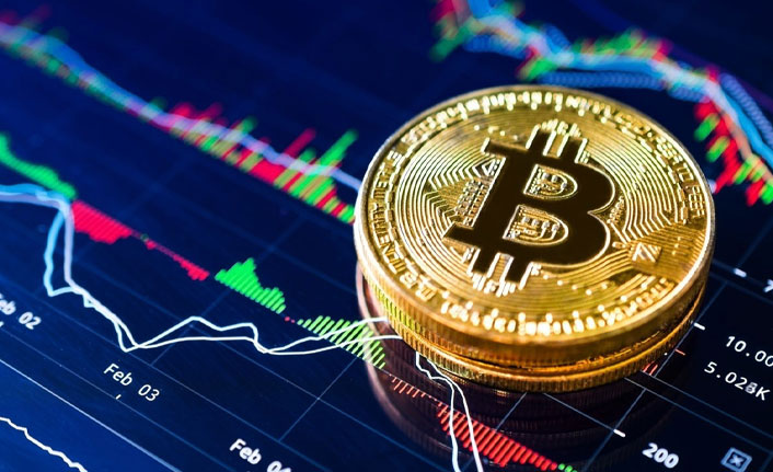 Bitcoin zirveden sert düştü