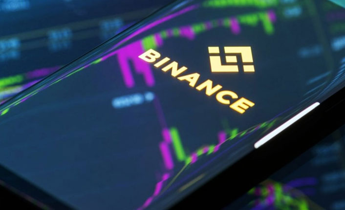 Binance kripto para işlemlerini askıya aldı