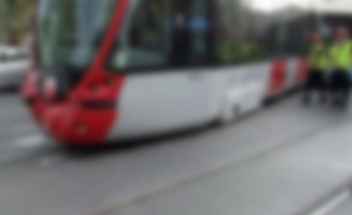 Eski başkanın eşi tramvay kazasında hayatını kaybetti