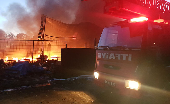 Samsun'da yangın! İş yeri küle döndü