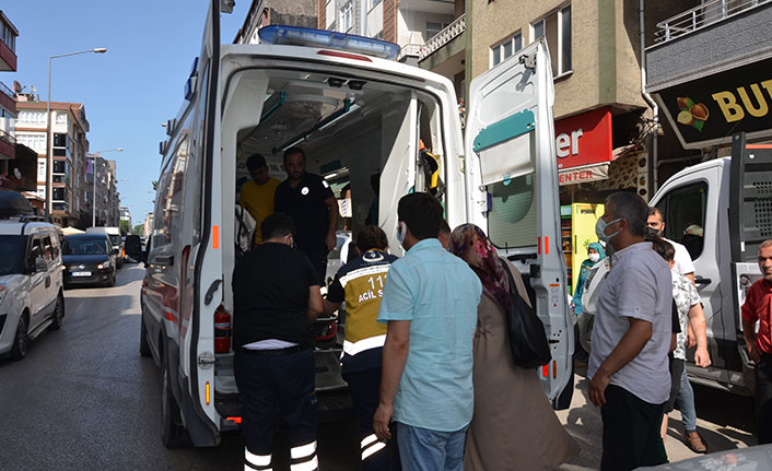 Ordu'da hafif ticari araç 9 yaşındaki çocuğa çarptı