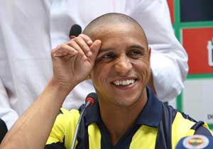 Roberto Carlos resmen gitti