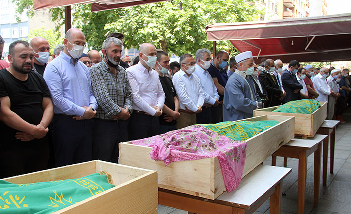 Selde hayatını kaybedenler son yolculuklarına uğurlandı