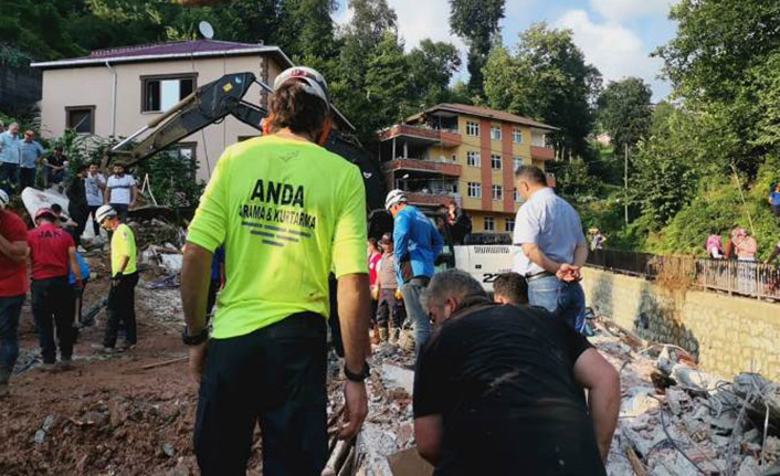 Rize’deki sel felaketinin gönüllü kahramanları; ANDA 