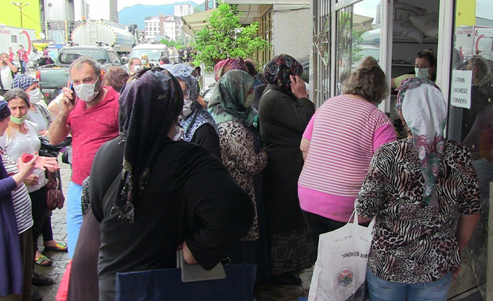 Selde zarar gören ürünler için izdiham!