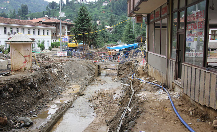 Rize'de o derenin üstü açıldı